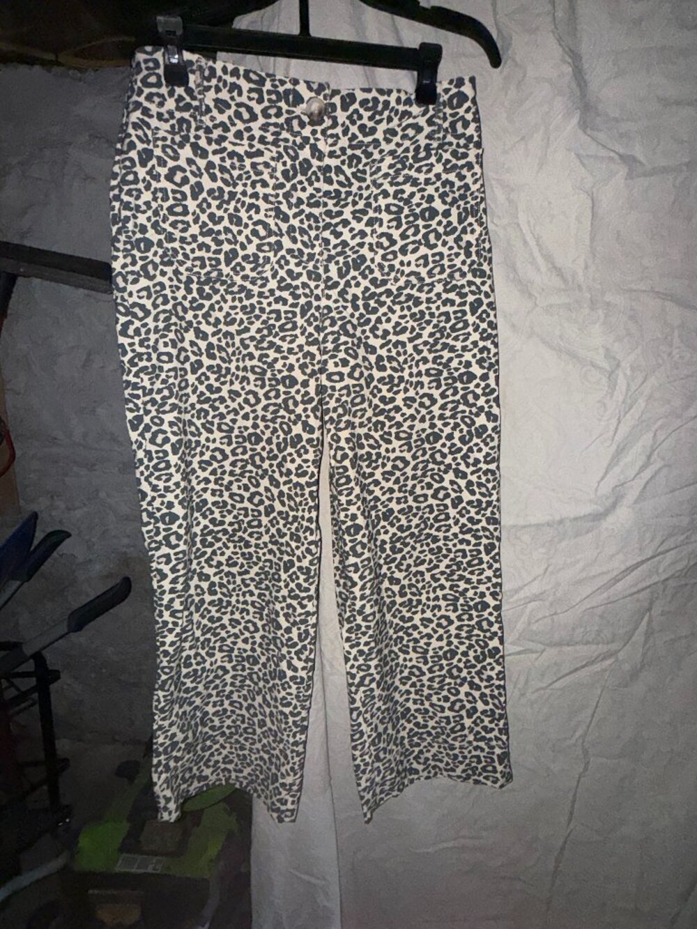 Nicole Miller Women's Wide Crop Stretchy Lightweight Pants - Size 6